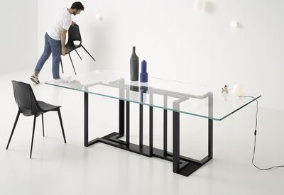ACCADEMIA Table