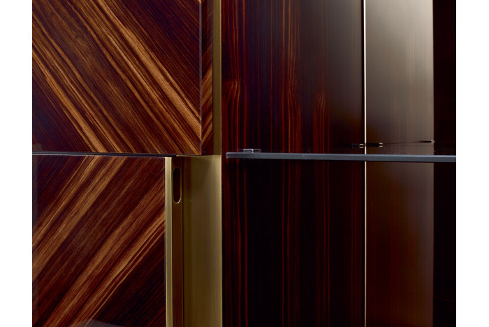 BLADE HIGH Sideboard