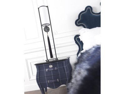 Настольная лампа