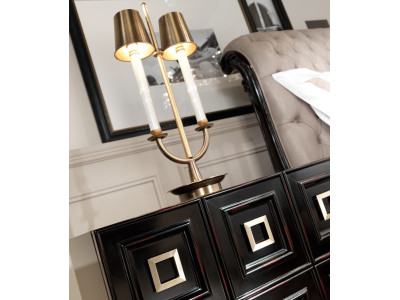 Настольная лампа